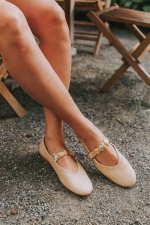 Discover the Enchanting Ballet Flats Loved by Jennifer Lawrence