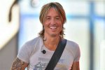 Does Country Star Keith Urban Wear Eye Makeup? Learn the Truth