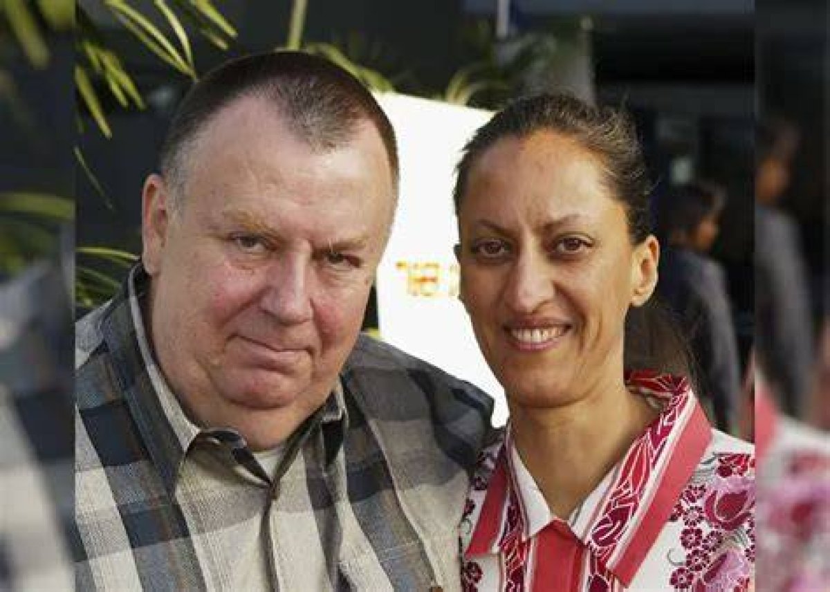 Know About Troy Evans Married Life With